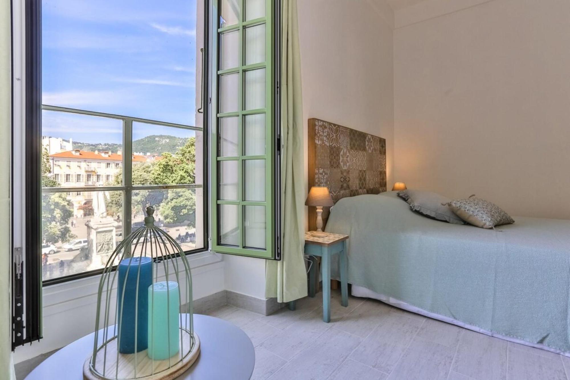 Leilighet Garib - Place Garibaldi - 4 - Balcony *