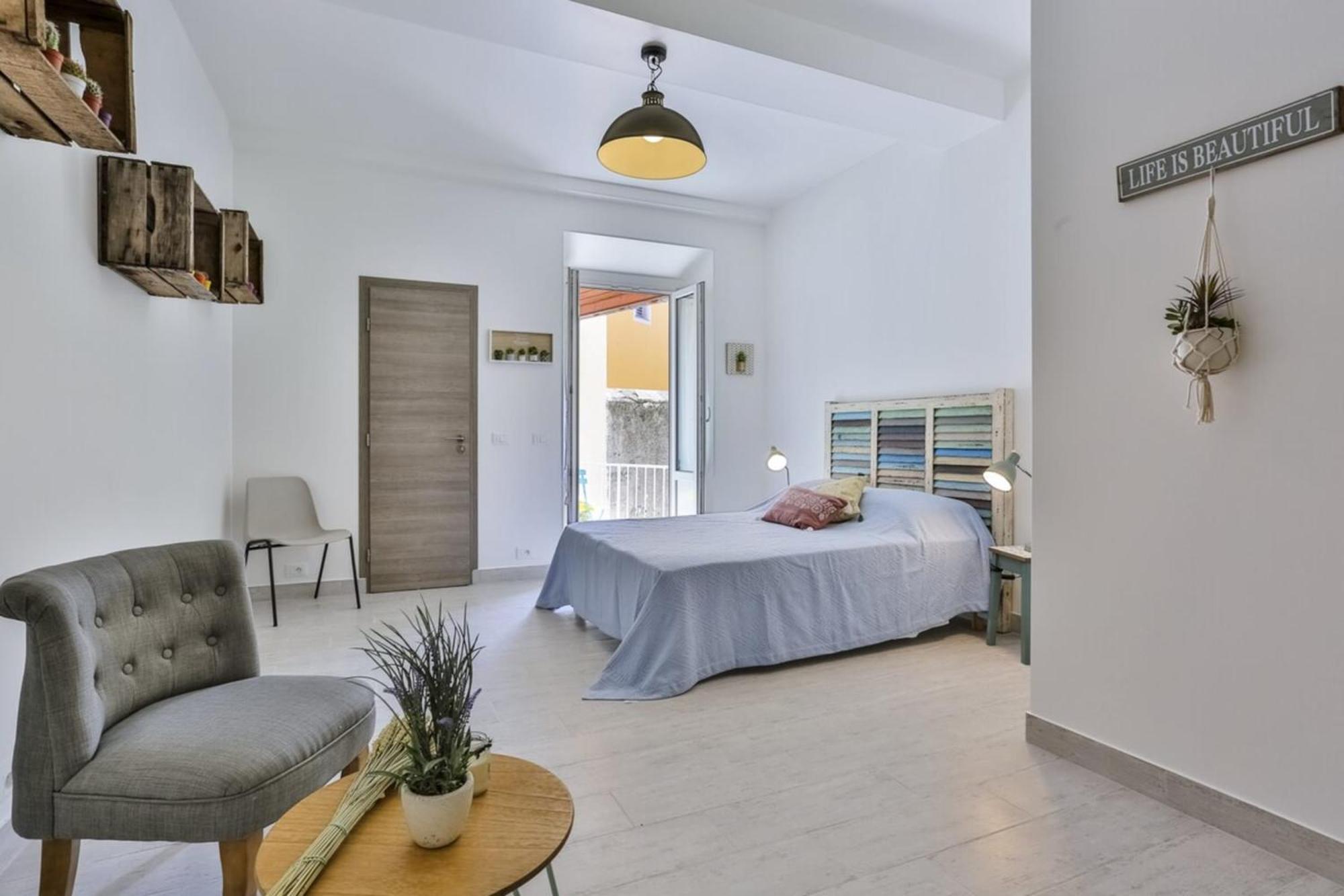 Garib - Place Garibaldi - 4 - Balcony Appartement Nice